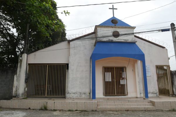 O sino da Igreja de Nossa Senhora de Sant'Ana, em Manguinhos, foi furtado