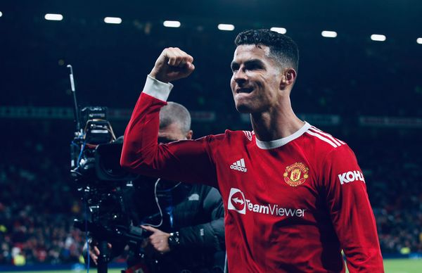 Cristiano Ronaldo, sempre ele, garantiu a vitória do Manchester United