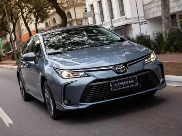 Preço médio do seguro do Toyota Corolla Altis Flex 2020/2020 é de R$ 3.957,48.