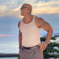 O cantor Leo Santana