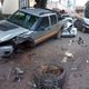 Motorista embriagado bate de carro em veículos estacionados em avenida no Centro de Castelo