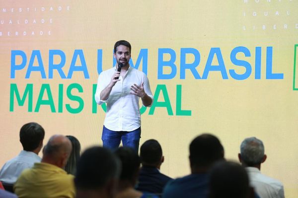 Governador do Rio Grande do Sul, Eduardo Leite, em evento do PSDB, em Vitória