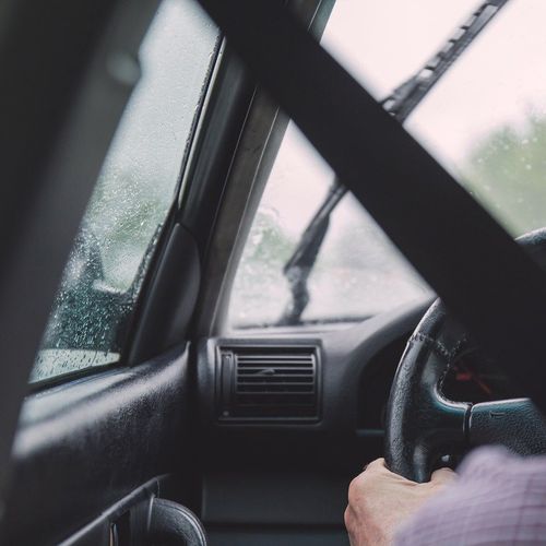 Por pouco uso, setas e retrovisores serão itens opcionais em carros no ES