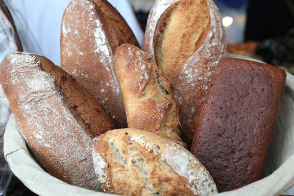 Trigo; farinha; pão; alimento; massa; amido; carboidrato