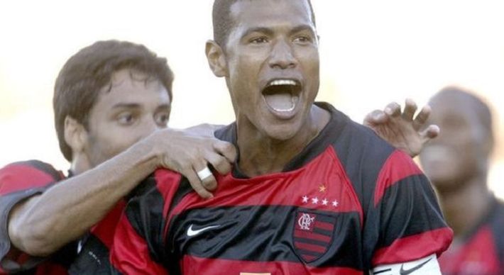 O ex-zagueiro também é presença confirmada em um jogo beneficente em Castelo, Região Sul do Estado, no domingo (31)