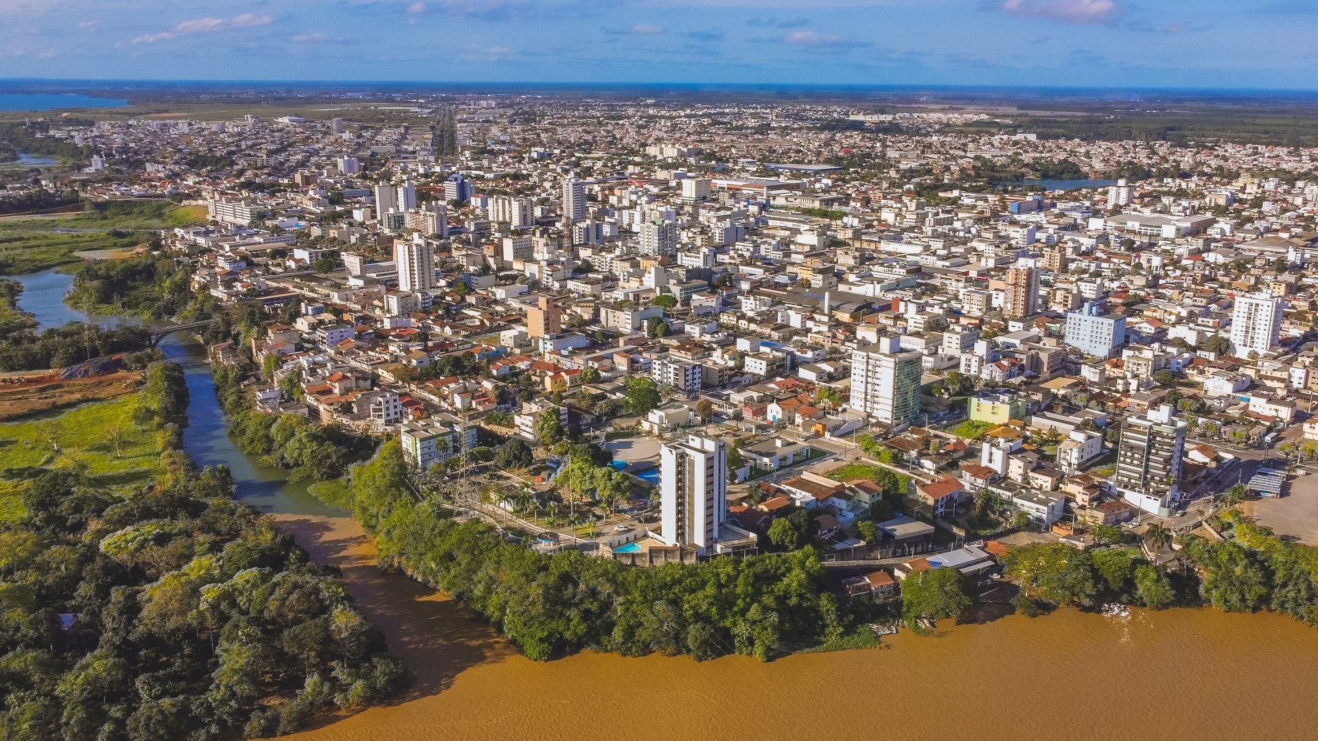 Linhares tem atraído investimentos e é uma das
maiores cidades fora da Região Metropolitana