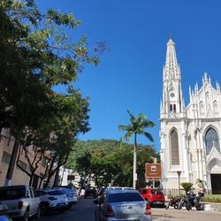 Para homenagear o novo pontífice, uma missa será celebrada na Catedral de Vitória às 18h, presidida pelo arcebispo Dom Ângelo