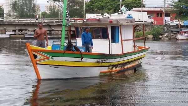 Corpo de pescador que sumiu enquanto pescava com o irmão é