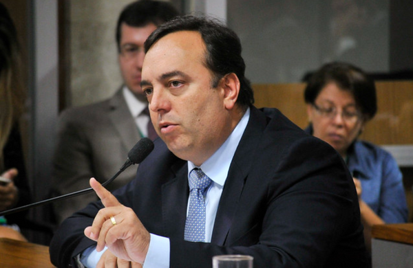Em pronunciamento, deputado federal Fernando Francischini (SD-PR).