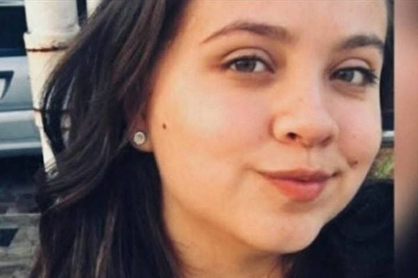 A jovem Ana Carolina Pereira Pinto, 20, que morreu após tentativa aborto