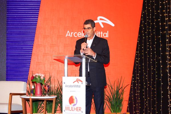 De acordo com o CEO da ArcelorMittal Aços Planos, Jorge Oliveira, a expectativa é que outros setores também sigam na mesma direção no que diz respeito à valorização das mulheres.