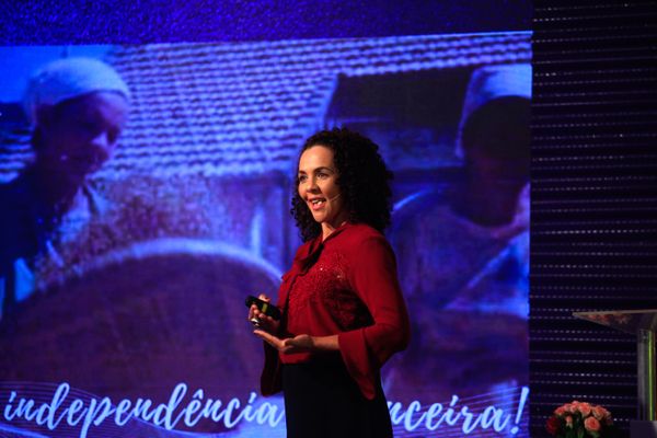 De faxineira a empresária de sucesso, Mazé Lima enfrentou diferentes percalços, inclusive a pandemia da Covid-19 que parecia, num primeiro momento, ser uma crise incontornável.