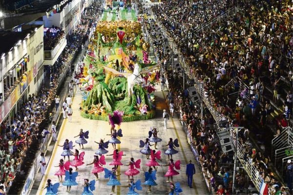 Carnaval de Vitória será realizado nos dias 17 a 19 de fevereiro de 2022, no Sambão do Povo