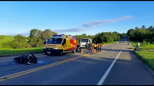 Acidente em Guarapari deixa um motociclista morto por Fernando Madeira