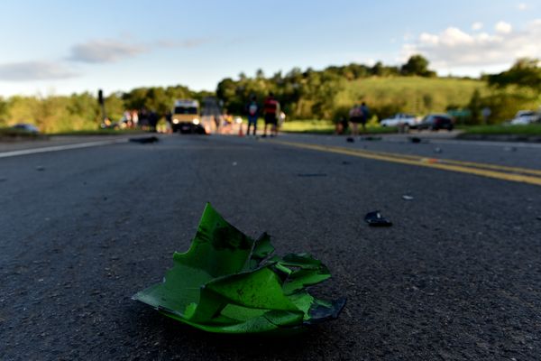 Motociclista morre em acidente na Rodosol por Fernando Madeira