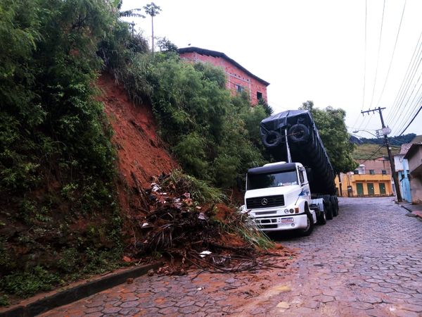 Defesa Civil do município também registrou alagamentos  por Defesa Civil de João Neiva 