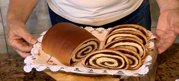 Conheça a Pereveca: pão de origem alemã faz sucesso em Colatina
