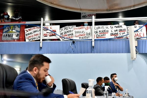 Moradores de ocupação fazem protesto na Câmara de Vitória por Fernando Madeira