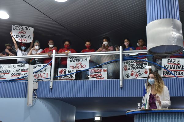 Moradores de ocupação fazem protesto na Câmara de Vitória por Fernando Madeira