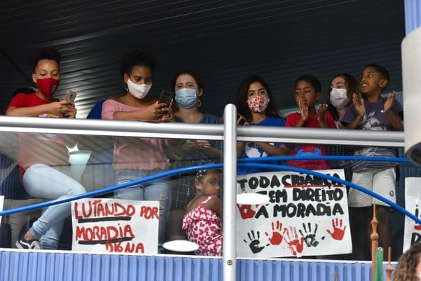Moradores de ocupação fazem protesto na Câmara de Vitória por Fernando Madeira