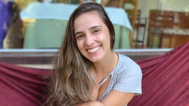 Karina Modenese Machado, de 23 anos, era estudante de medicina e morava em Ibiraçu. 