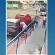 Imagem - Vídeo: mães têm carros roubados na frente de escola em Vila Velha