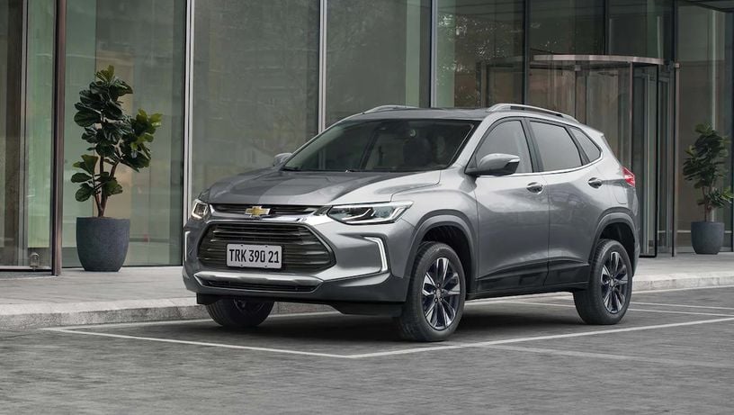 Levando em consideração suas características técnicas, o Chevrolet Tracker é um crossover.