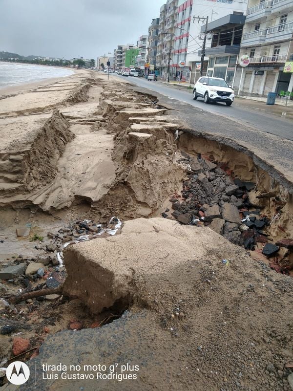 Avenida Beira Mar, em Piúma  por Luiz Gustavo Rodrigues