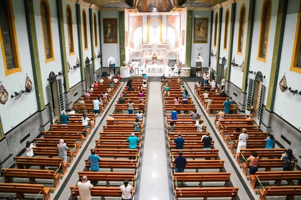 Igreja Matriz, em Castelo, Sul do ES por Pastoral de Comunicação Paróquia Nossa Senhora da Penha Castelo ES