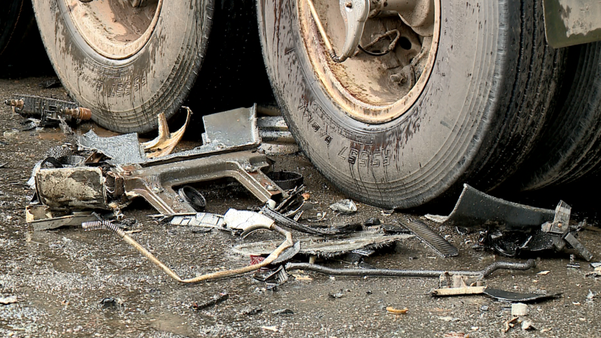 Quatro mortos em acidente entre carro e carreta na BR 259. por Heriklis Douglas