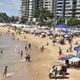 Imagem - Sol aparece tímido, mas enche praias na Grande Vitória; veja previsão