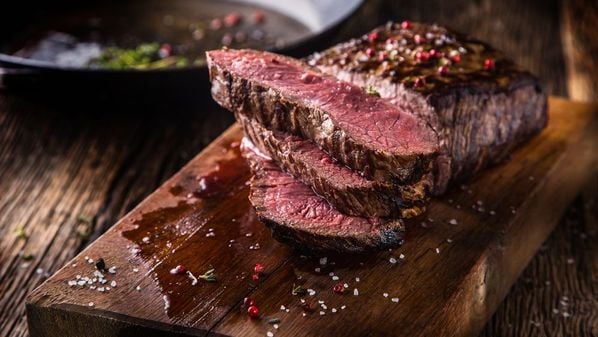 Queda nas exportações aos Estados Unidos pode não derrubar o preço da carne no Brasil. Entenda os principais componentes dessa complexa relação