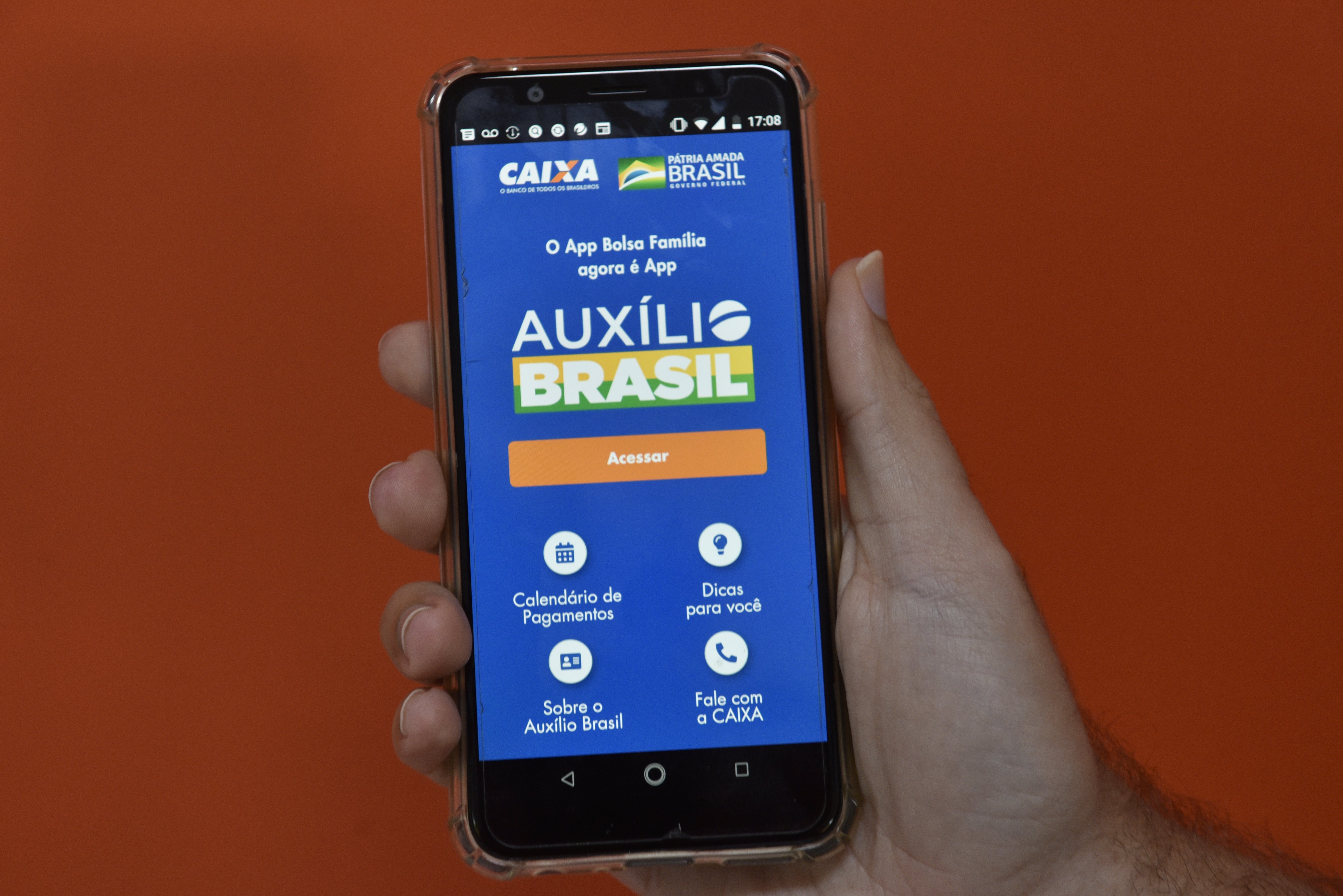Auxílio Brasil: confira os bancos que oferecem crédito consignado | Gazeta  Online - A Gazeta