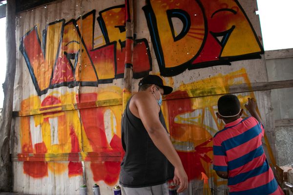 Oficina de graffitti foi uma das atividade realizadas no Dia das Crianças realizado pela parceria entre Sindipetro-ES e Cufa por Victor Adams/Sindipetro-ES