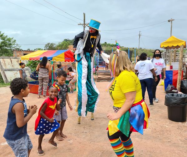 Brincadeiras durante ações em homenagem ao Dia das Crianças organizadas pela parceria entre Sindipetro-ES e Cufa por Victor Adams/Sindipetro-ES