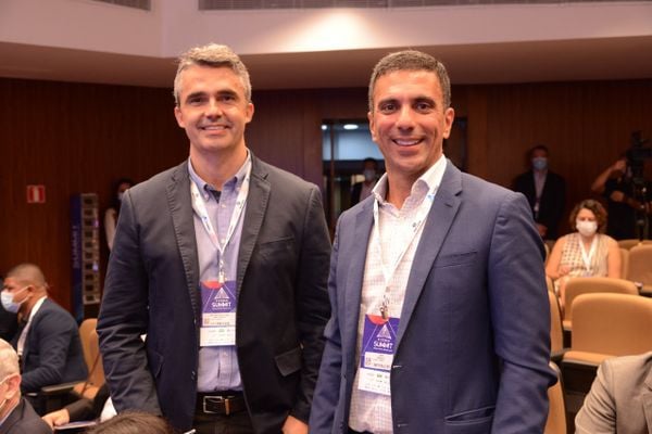 Bruno Passoni e Léo de Castro por Arthur Louzada