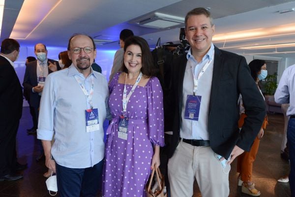 Idalberto Moro, Renata Rasseli e Márcio Chagas  por Arthur Louzada