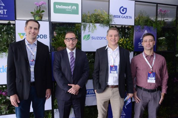 Davi Wescley, Teco Medina, Márcio Chagas e Gabriel Moura por Arthur Louzada