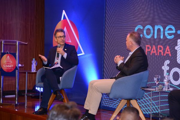 Romeu Zema e Renato Casagrande por Arthur Louzada