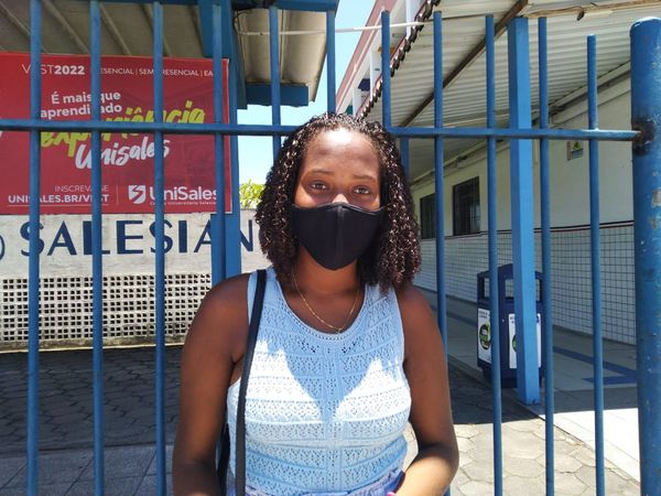 Eduarda Rangel tem 19 anos e está fazendo o Enem para tentar uma vaga em medicina veterinária ou pedagogia