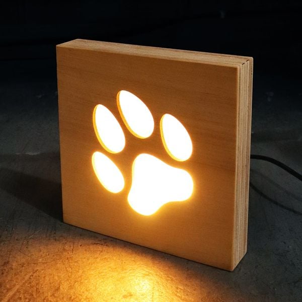 Essa luminária de patinha de cachorro vai dar um toque especial a qualquer cantinho da sua casa