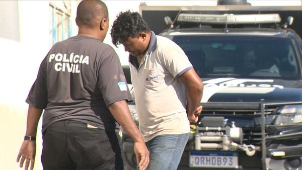 Adriano Maria foi levado para a delegacia depois de agredir a mulher em Vila Velha