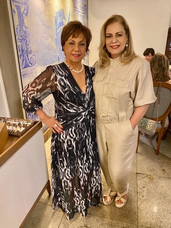 Alzira Torres e Sonia Abelha
