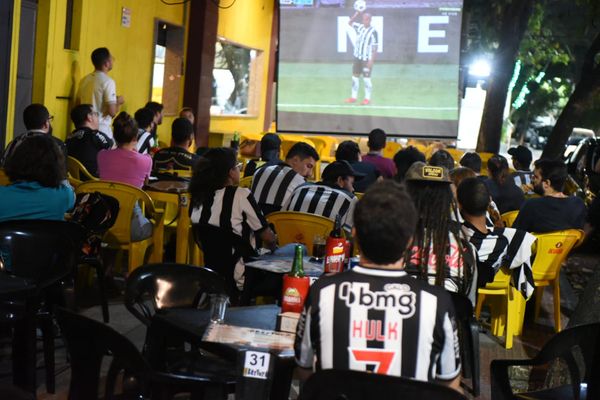 Capixabas que torcem para o Atlético-MG viveram carrossel de emoções em jogo que garantiu o título para o Galo por Fernando Madeira