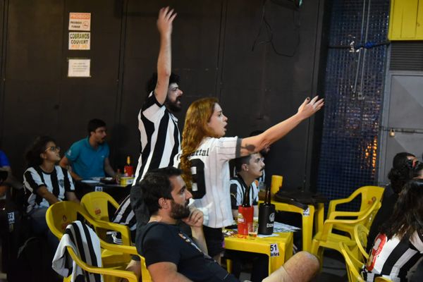 Capixabas que torcem para o Atlético-MG viveram carrossel de emoções em jogo que garantiu o título para o Galo por Fernando Madeira