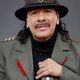 Carlos Santana, 74, cancelou uma série de shows programados para dezembro devido a uma cirurgia cardíaca de emergência