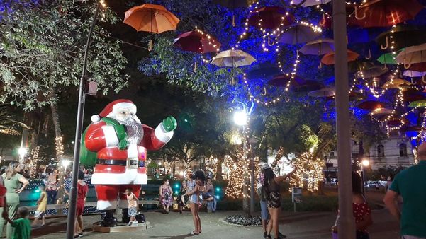 Inauguração da Vila do Papai Noel no Parque Moscoso por Carlos Alberto Silva