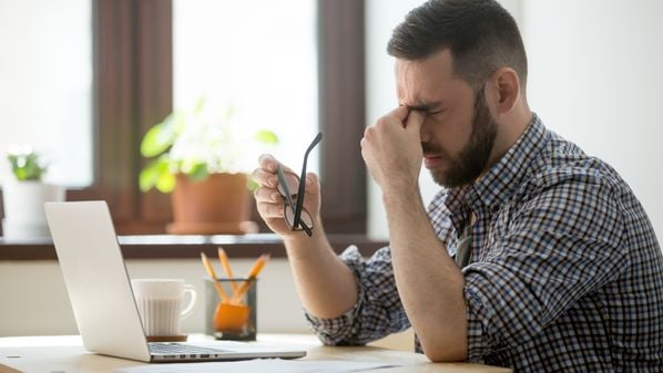 Trígono entre Sol em Libra e Plutão em Aquário favorece o desapego e nos ajuda a entender o que é preciso mudar em nossa vida