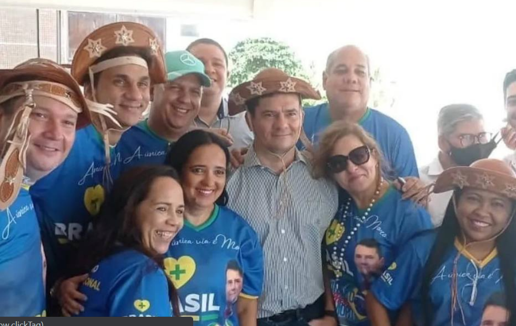 Em Recife para o lançamento de seu livro, Sérgio Moro se junta a Bolsonaro, Alckmin e FHC na galeria dos presidenciáveis que acenam ao voto nordestino com chapéus de couro