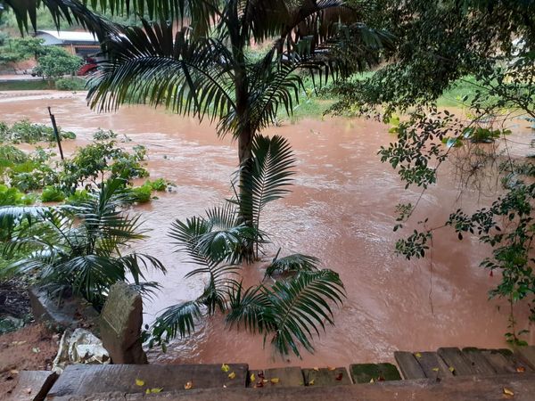 Forte chuva atinge Santa Maria de Jetibá por Dionatam Sic
